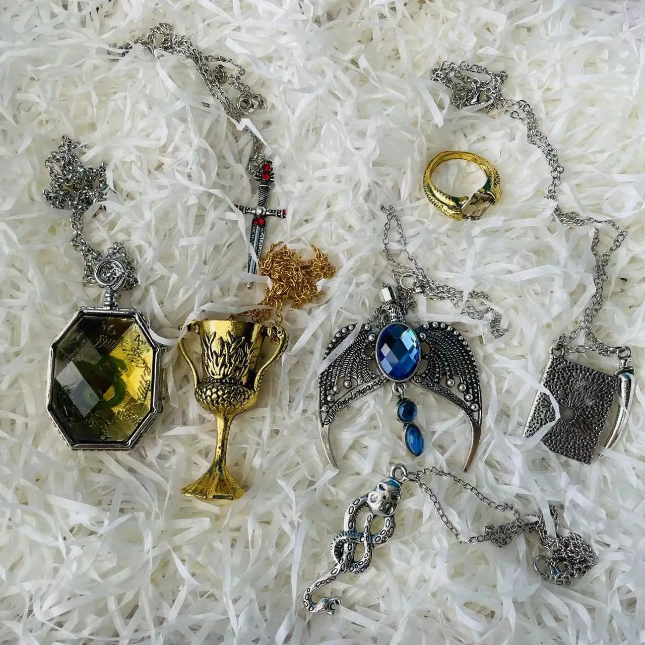 The Whispering Locket — Echo of a Shattered Soul